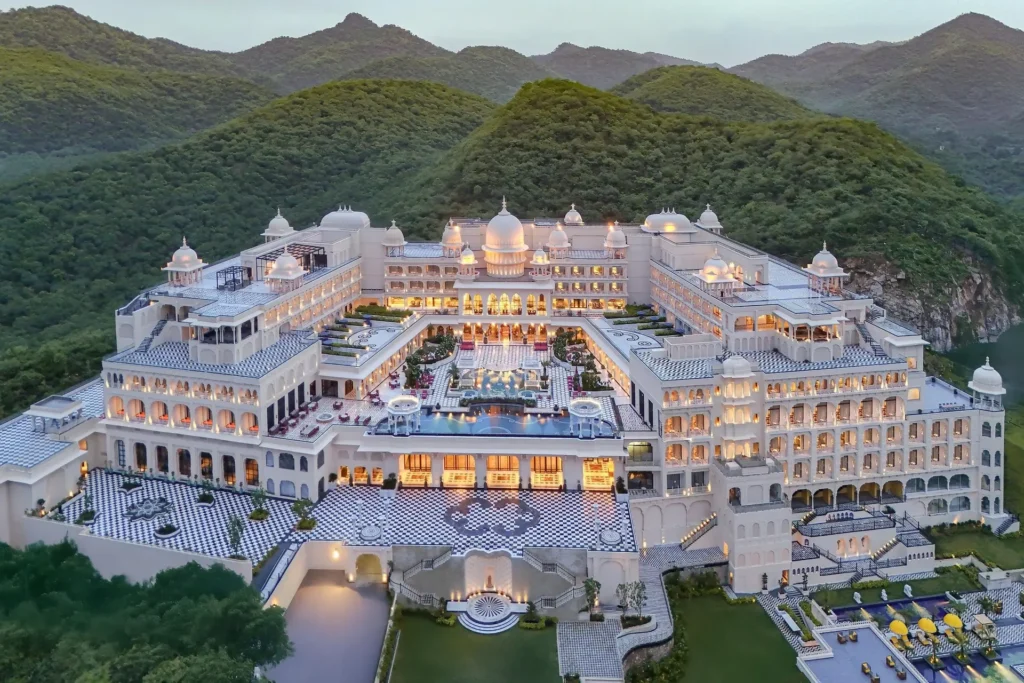 Udaipur Royal Lake Escape