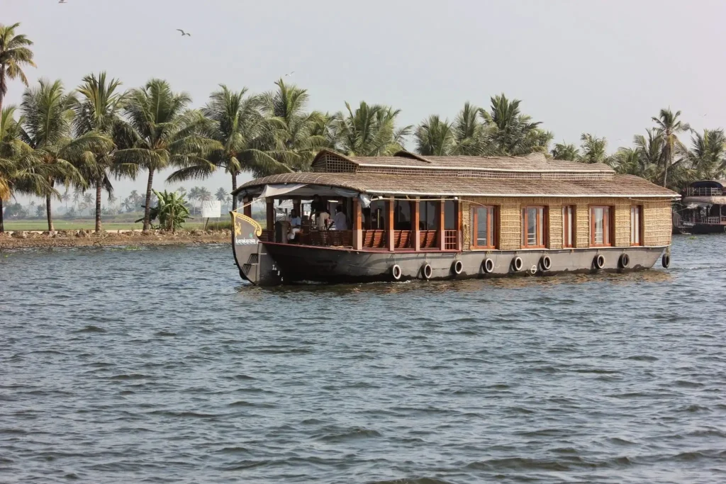 Kerala luxury backwater cruise